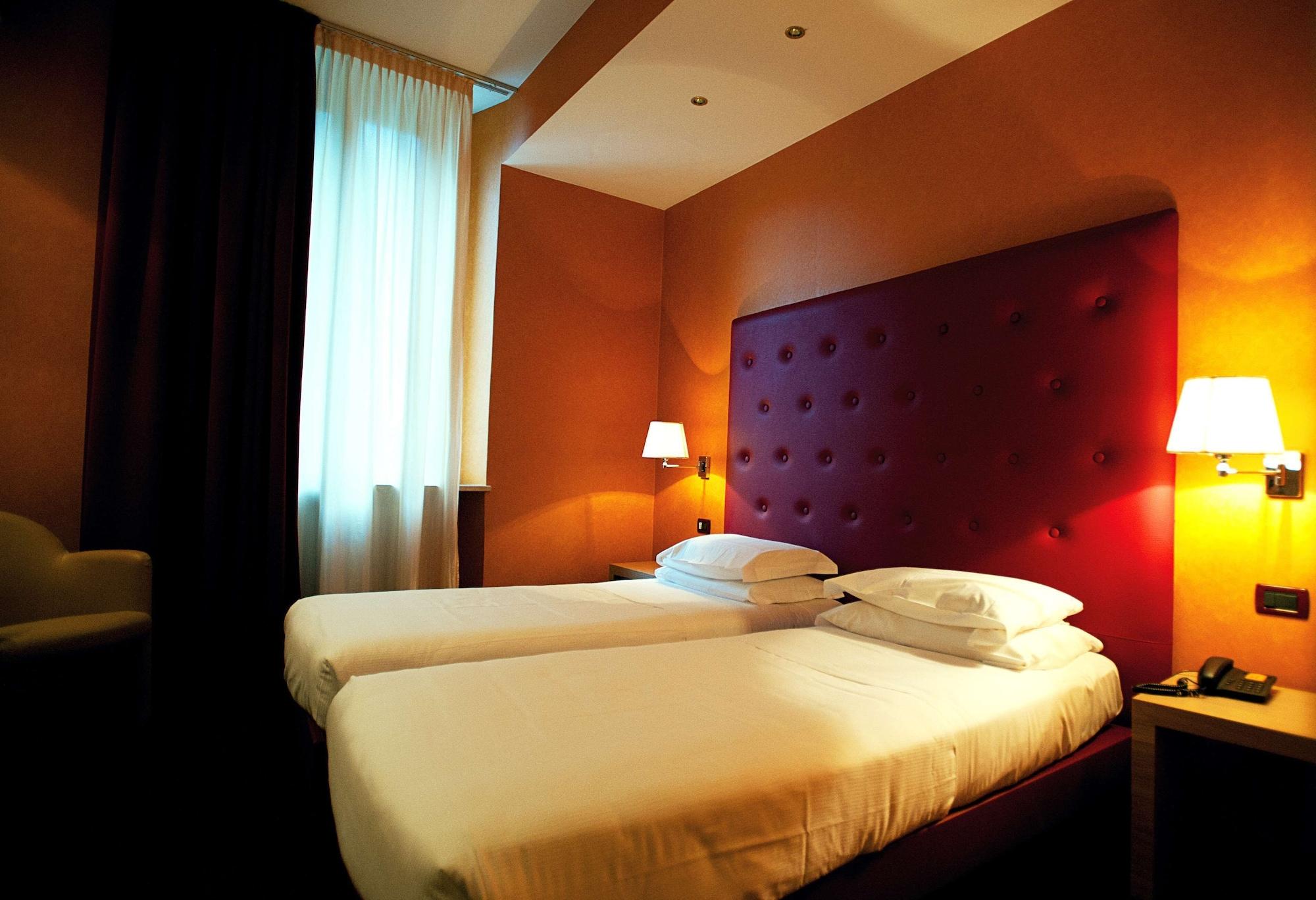 Best Western Hotel Piemontese Bergamo Exterior photo